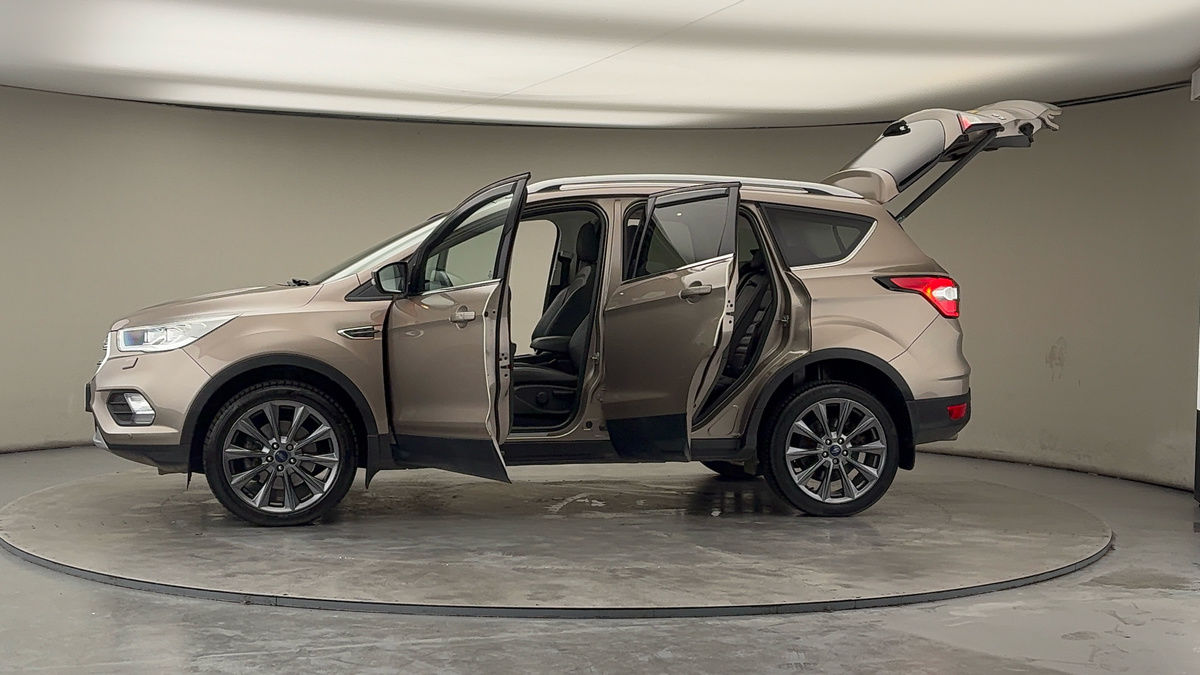 More views of Ford Kuga