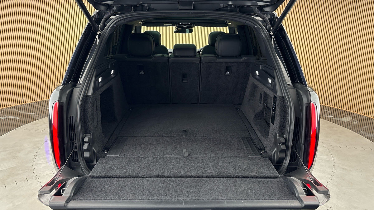 Land Rover Range Rover Image 11