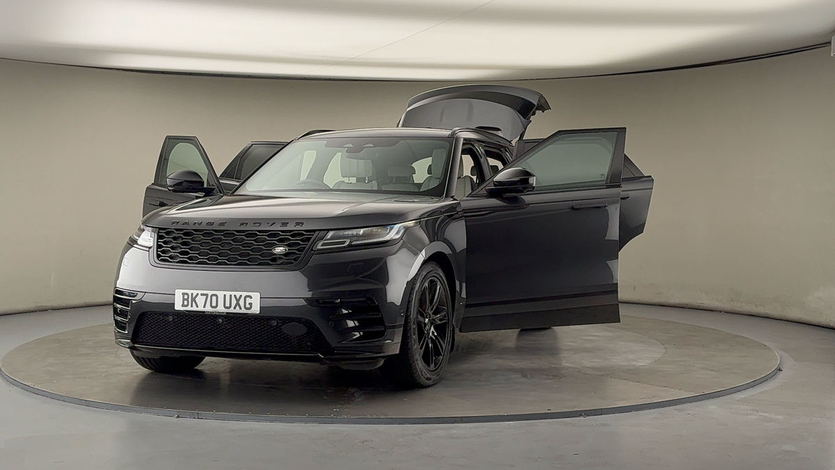 More views of Land Rover Range Rover Velar