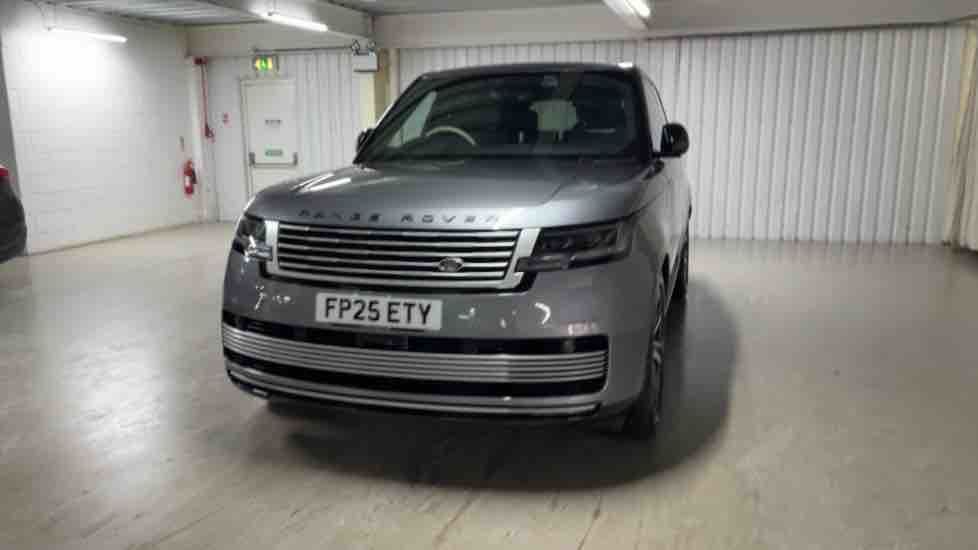 More views of Land Rover Range Rover