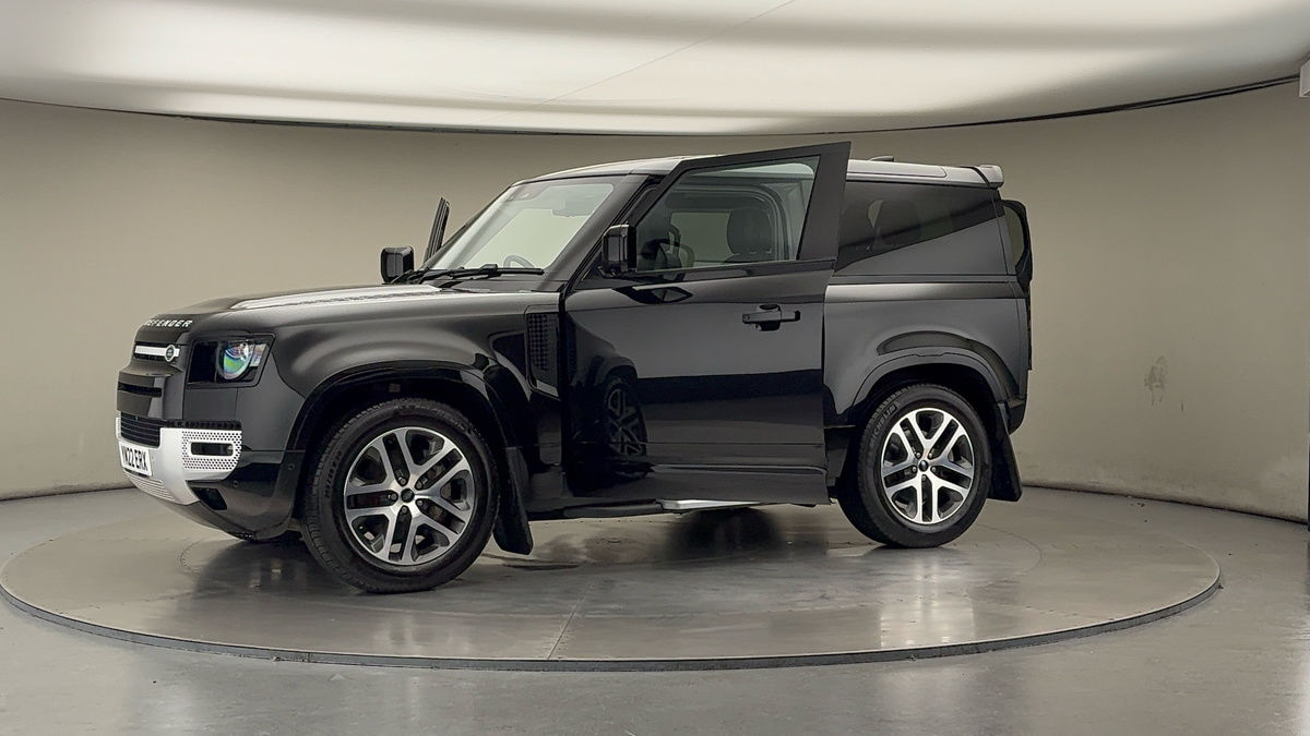 More views of Land Rover Defender 90