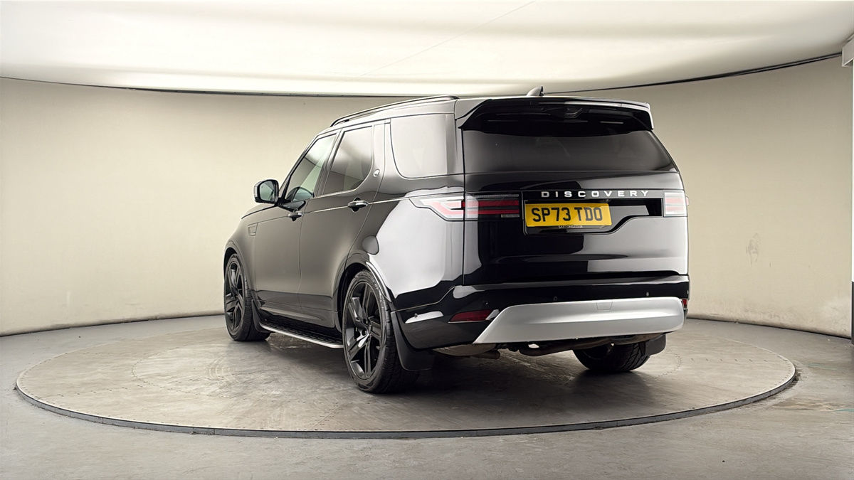 More views of Land Rover Discovery