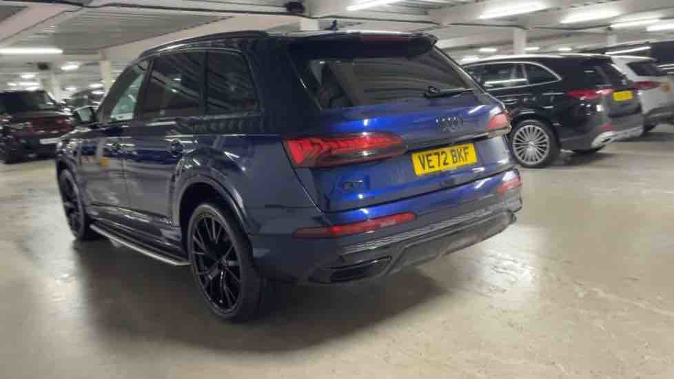 More views of Audi Q7