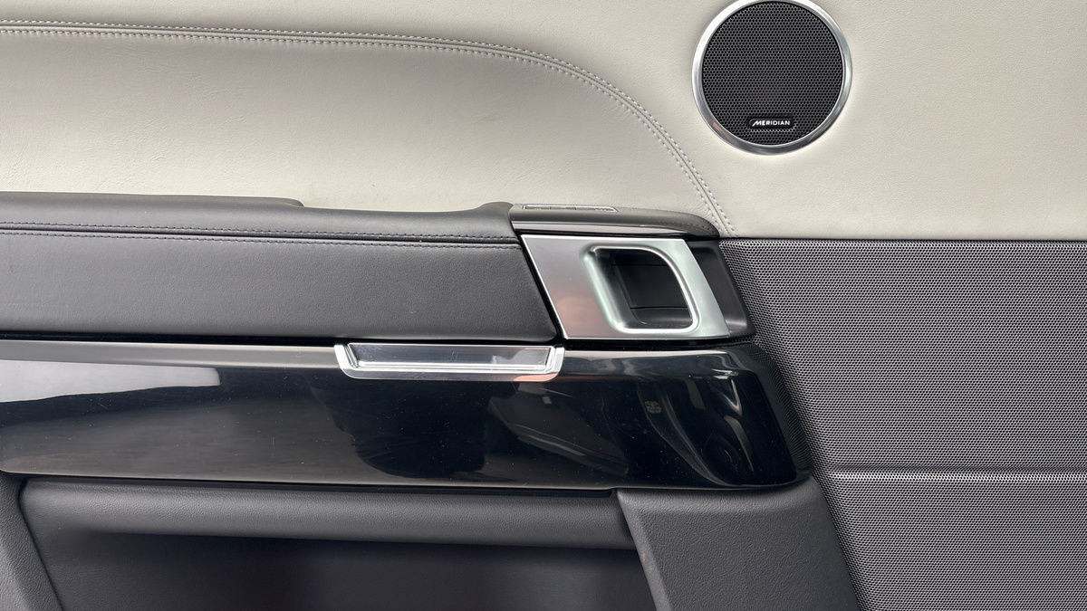 Land Rover Range Rover Sport Image 19