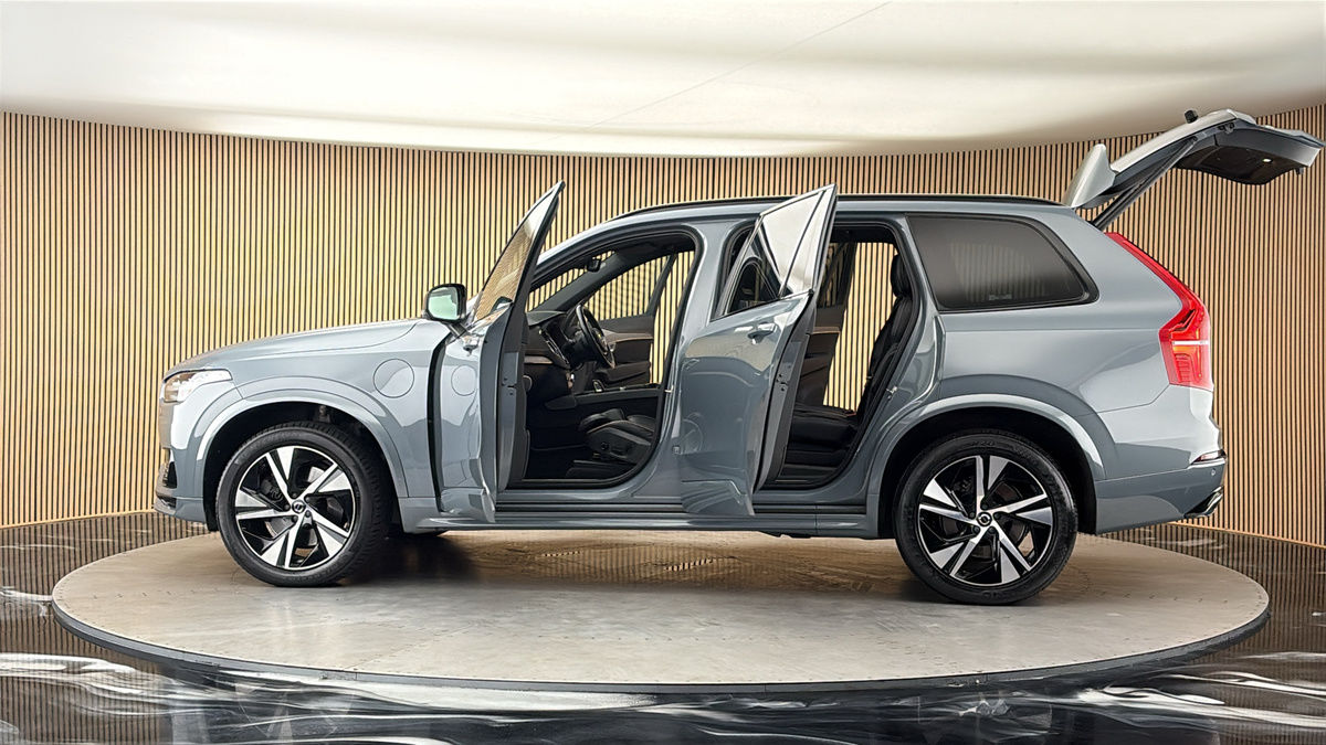 More views of Volvo XC90