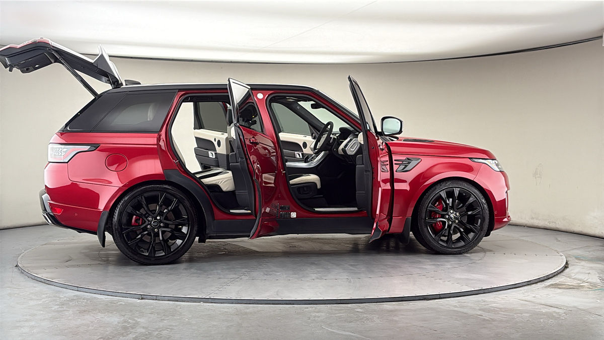More views of Land Rover Range Rover Sport