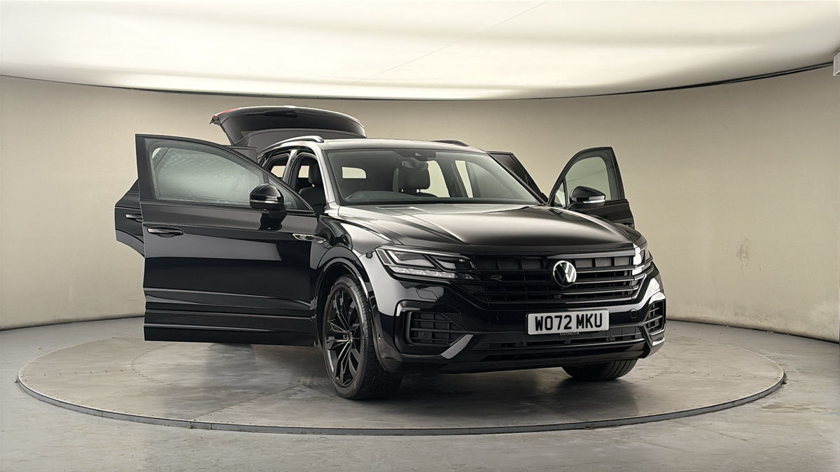 More views of Volkswagen Touareg