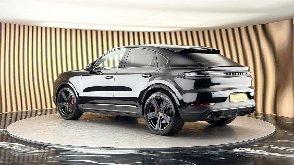 More views of Porsche Cayenne