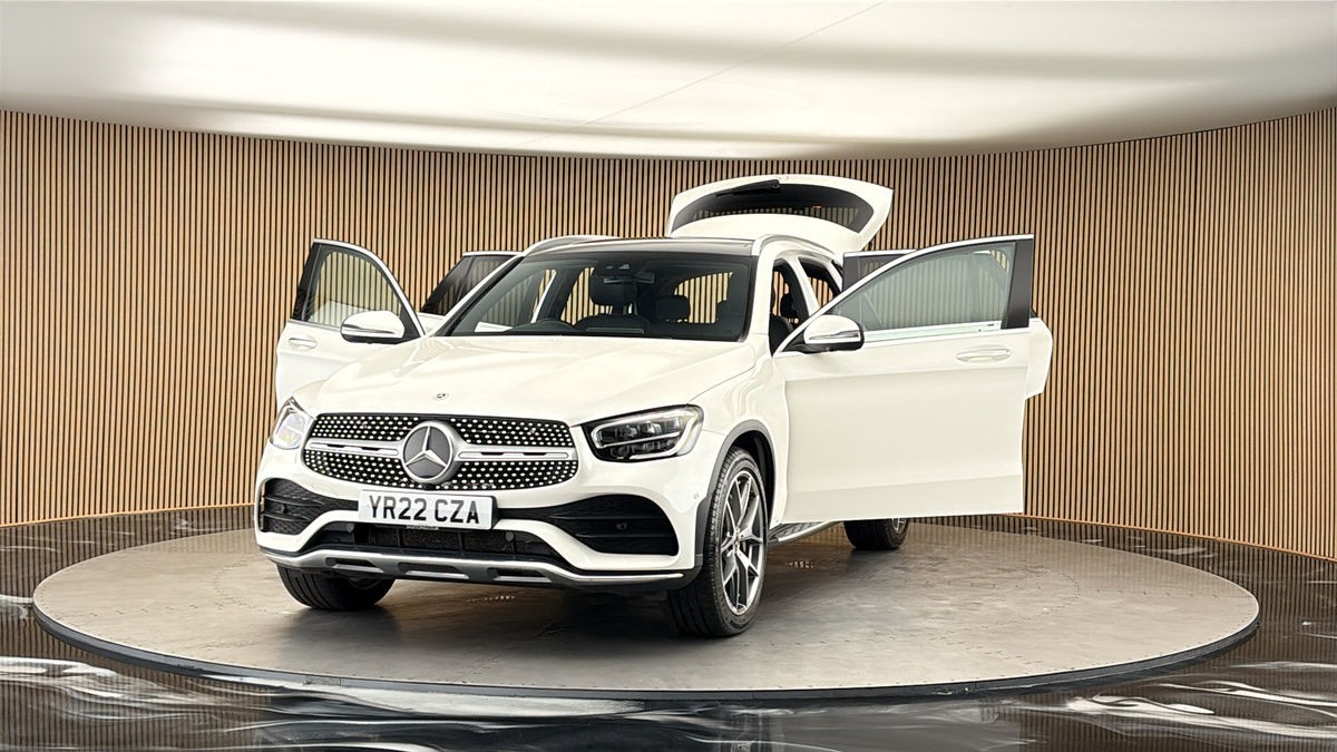More views of Mercedes-Benz GLC