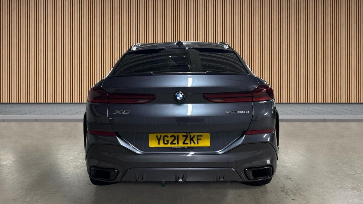 BMW X6 Image 4