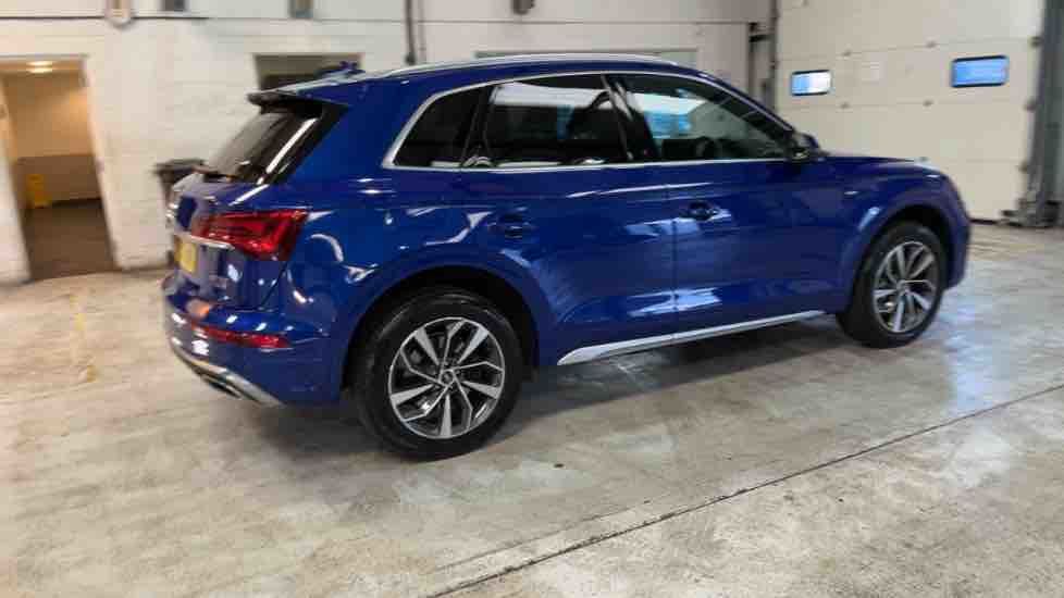 More views of Audi Q5