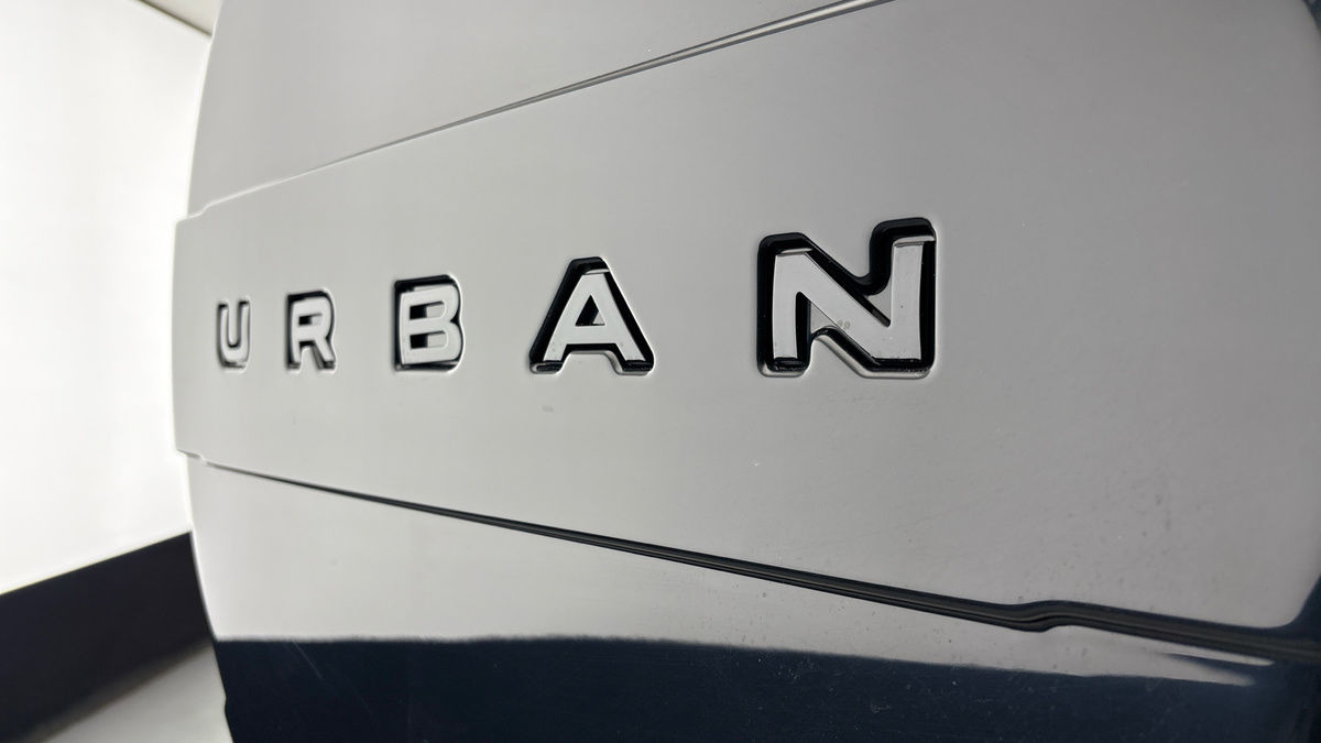 Land Rover Defender 110 Urban Image 28