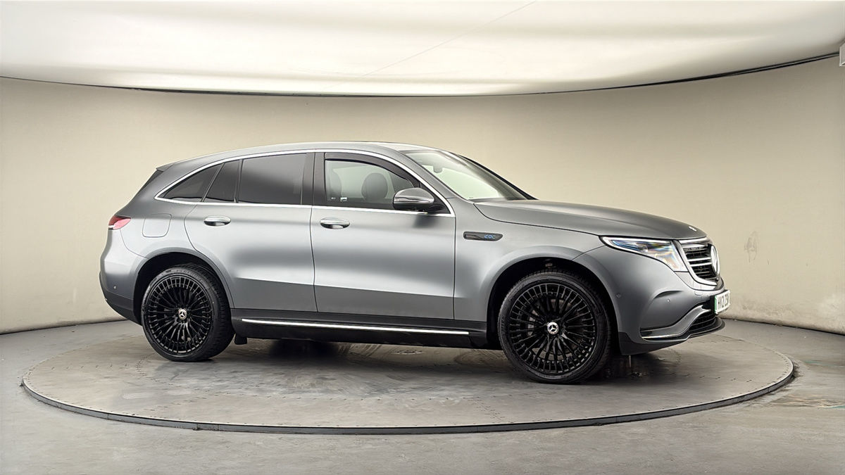 More views of Mercedes-Benz EQC