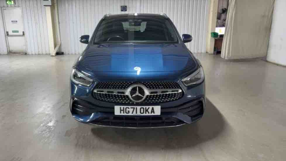 More views of Mercedes-Benz GLA