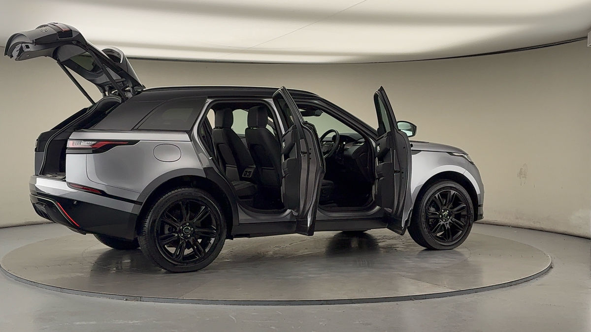 More views of Land Rover Range Rover Velar