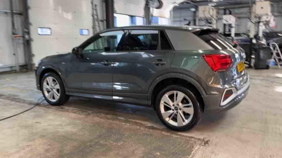 More views of Audi Q2