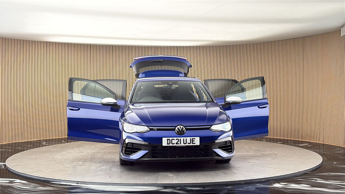 More views of Volkswagen Golf