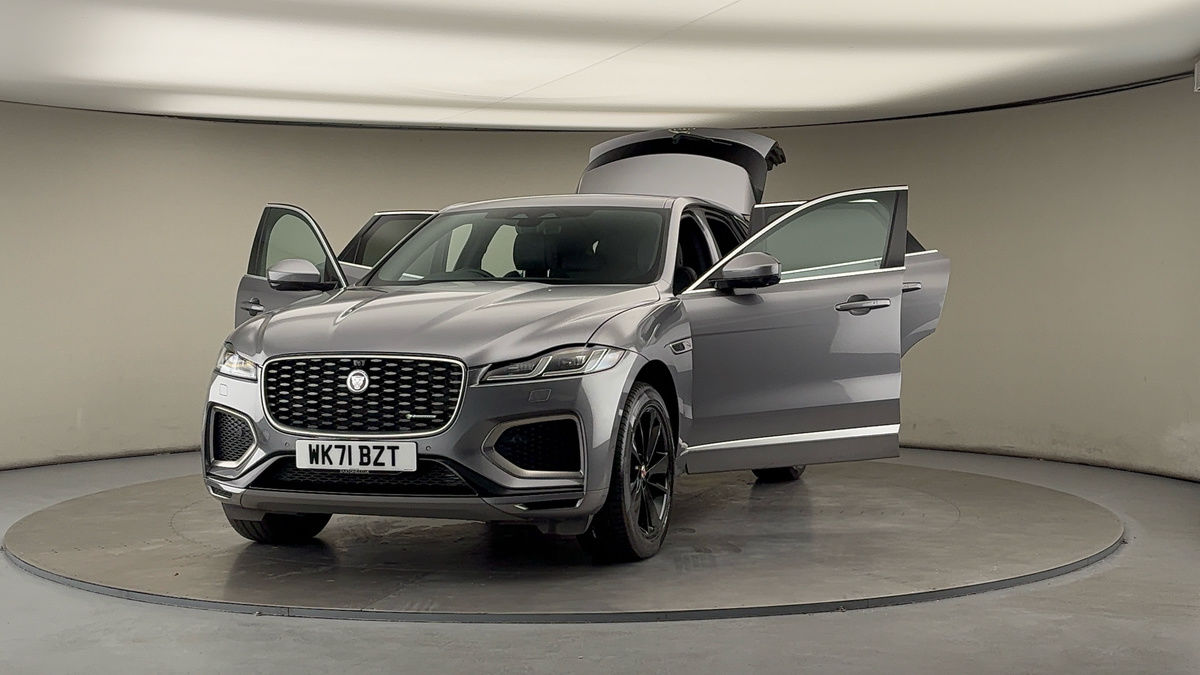 More views of Jaguar F-PACE