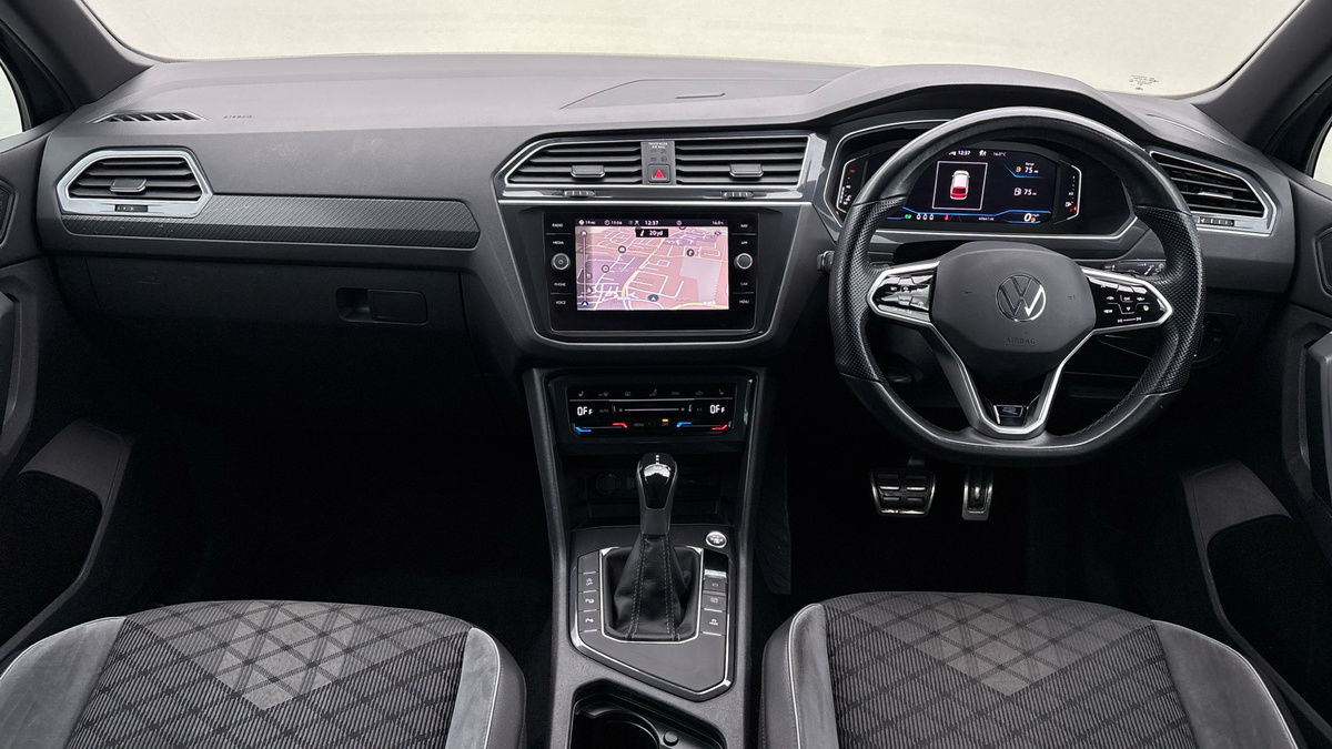 Volkswagen Tiguan Image 12
