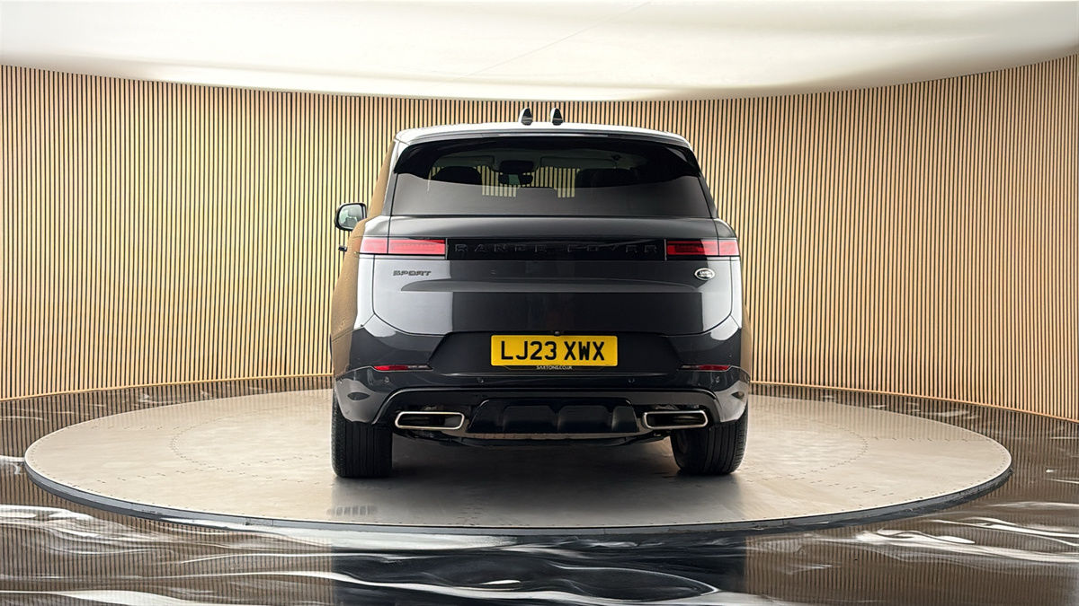 More views of Land Rover Range Rover Sport