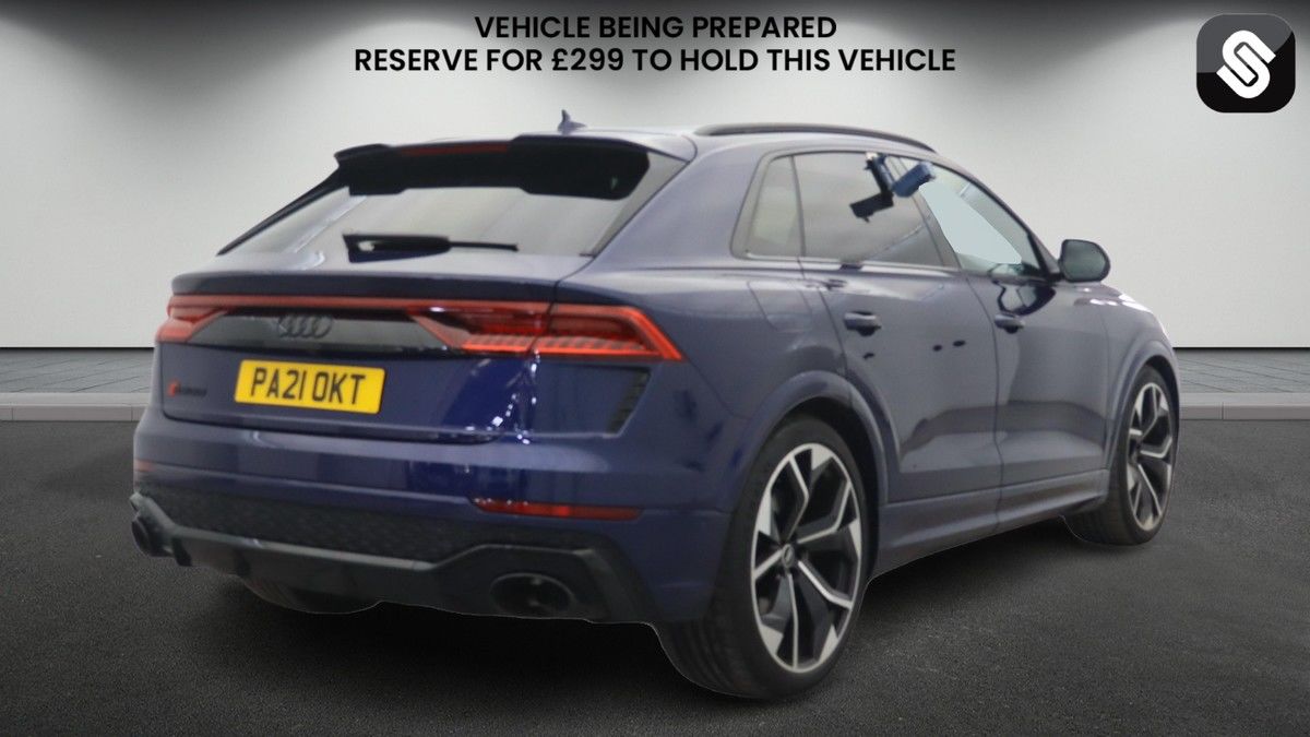 Audi RSQ8 Image 11