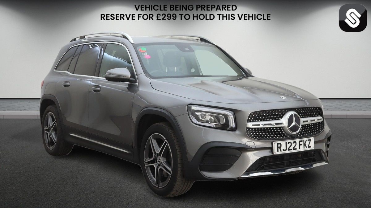Mercedes-Benz GLB Sticky Header Image