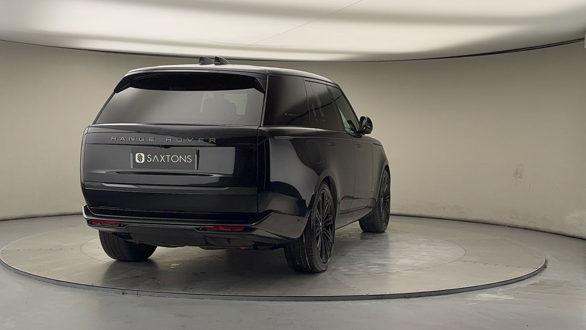 More views of Land Rover Range Rover