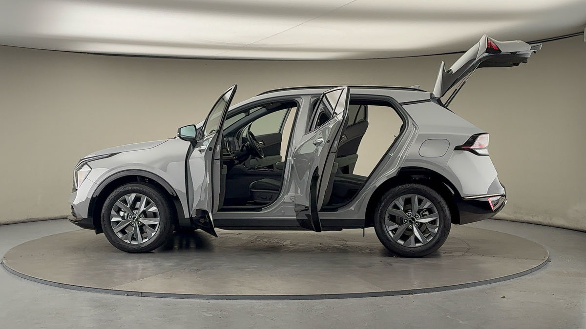 More views of Kia Sportage