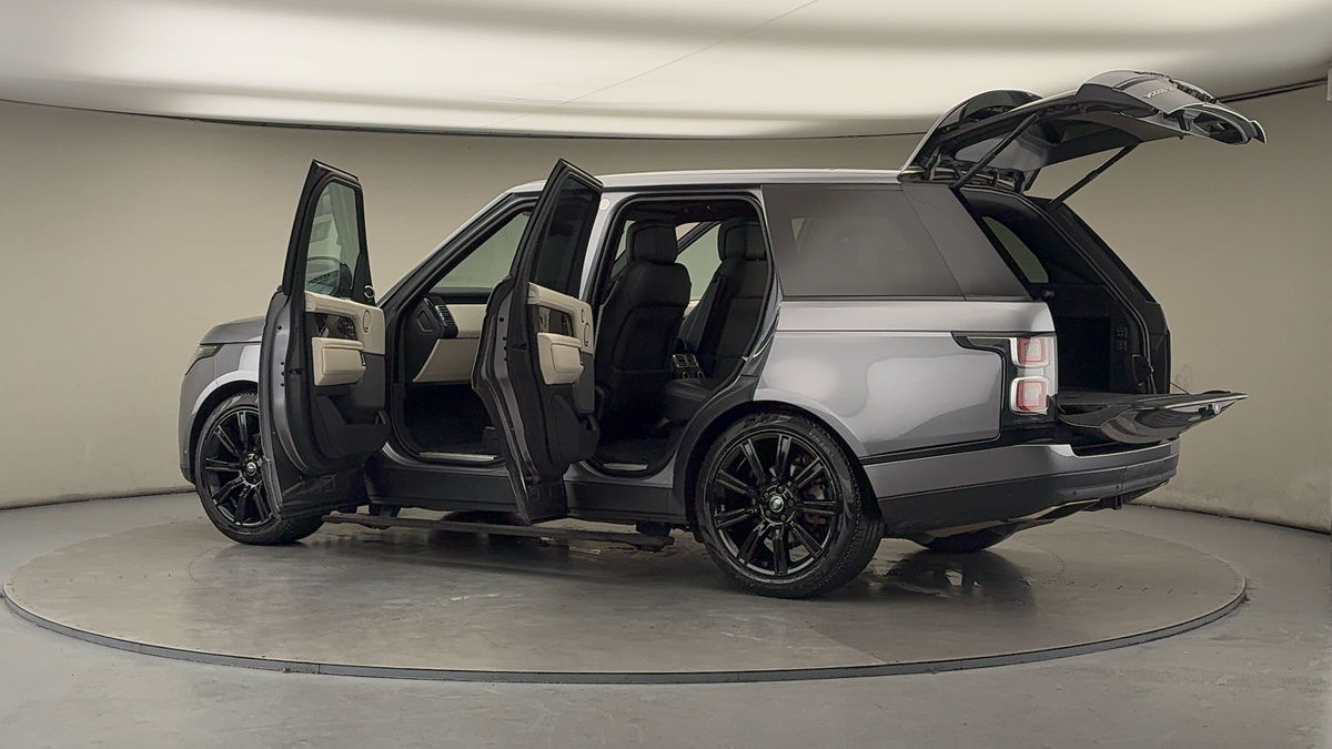 More views of Land Rover Range Rover