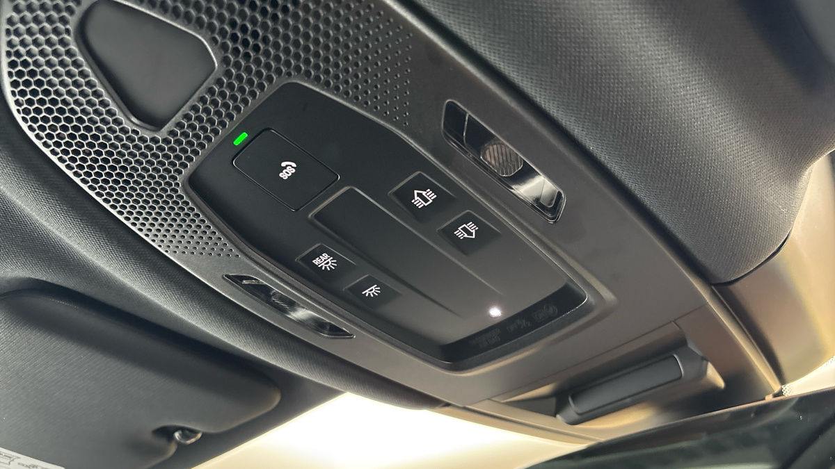 Porsche Cayenne Image 30