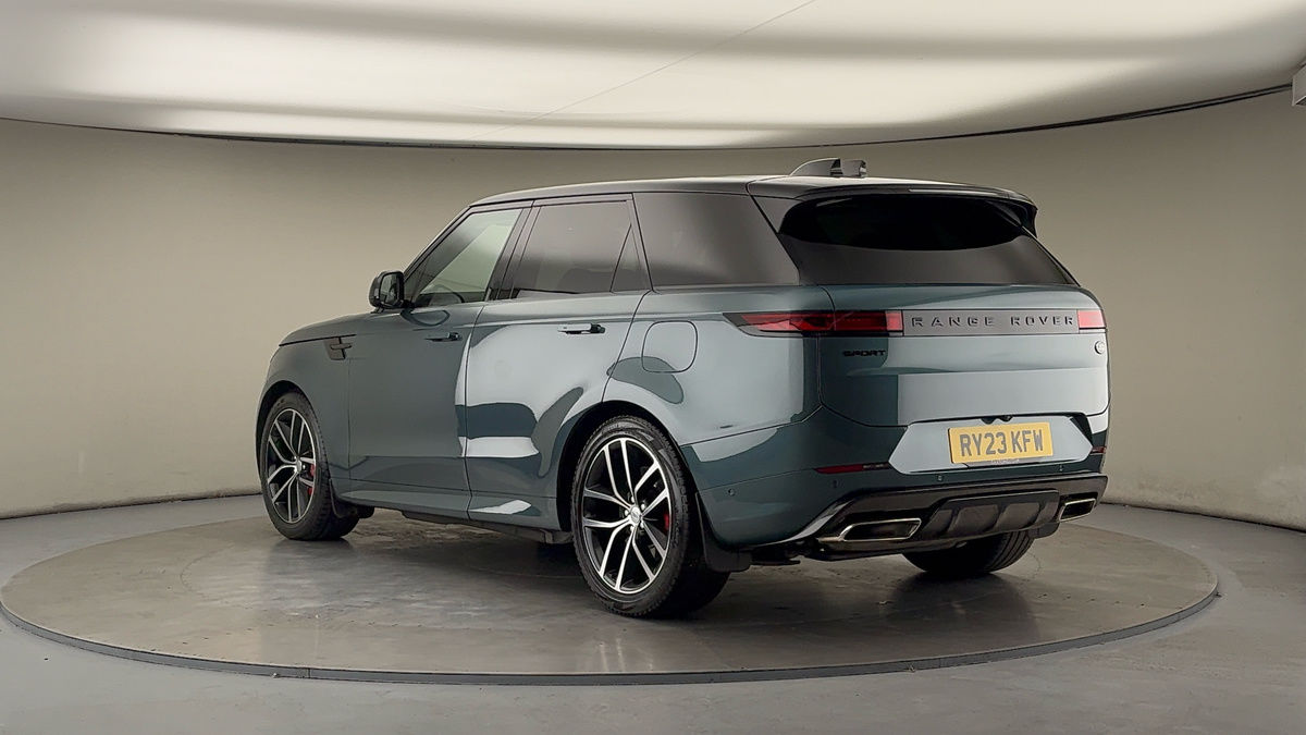 Land Rover Range Rover Sport Image 2