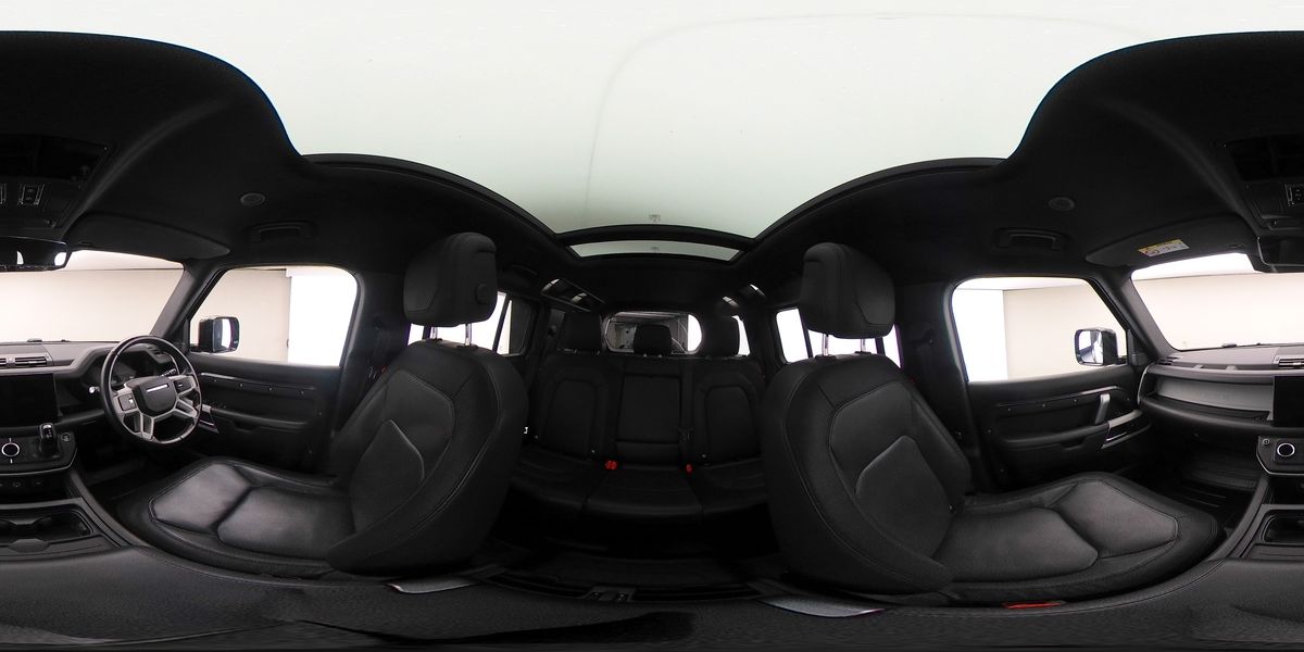 More views of Land Rover Defender 110