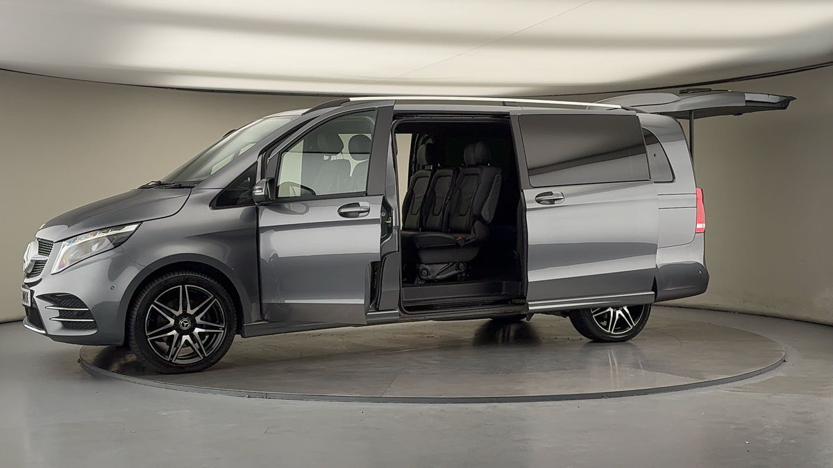 More views of Mercedes-Benz V Class