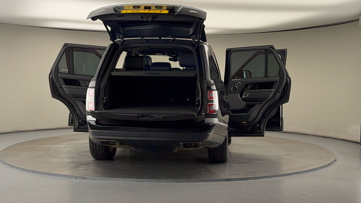 More views of Land Rover Range Rover