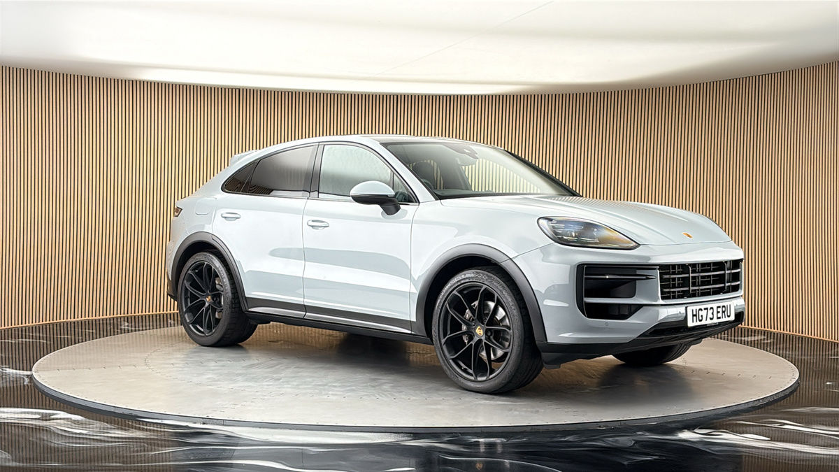 More views of Porsche Cayenne