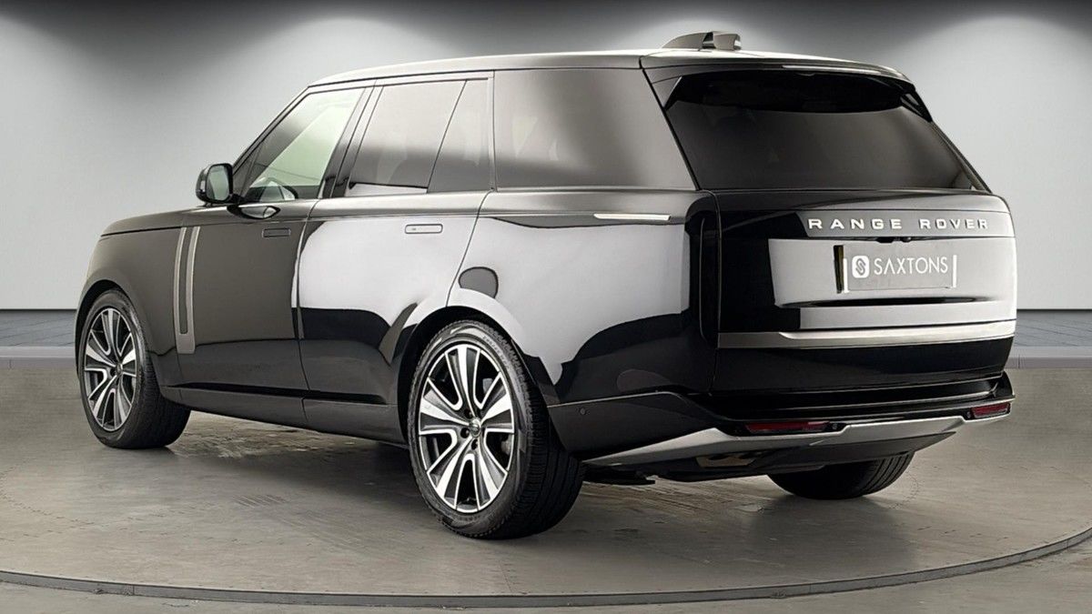 Land Rover Range Rover Image 2
