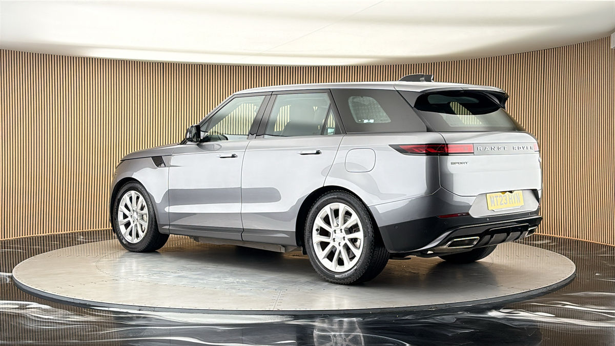 More views of Land Rover Range Rover Sport
