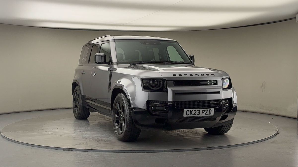 More views of Land Rover Defender 110