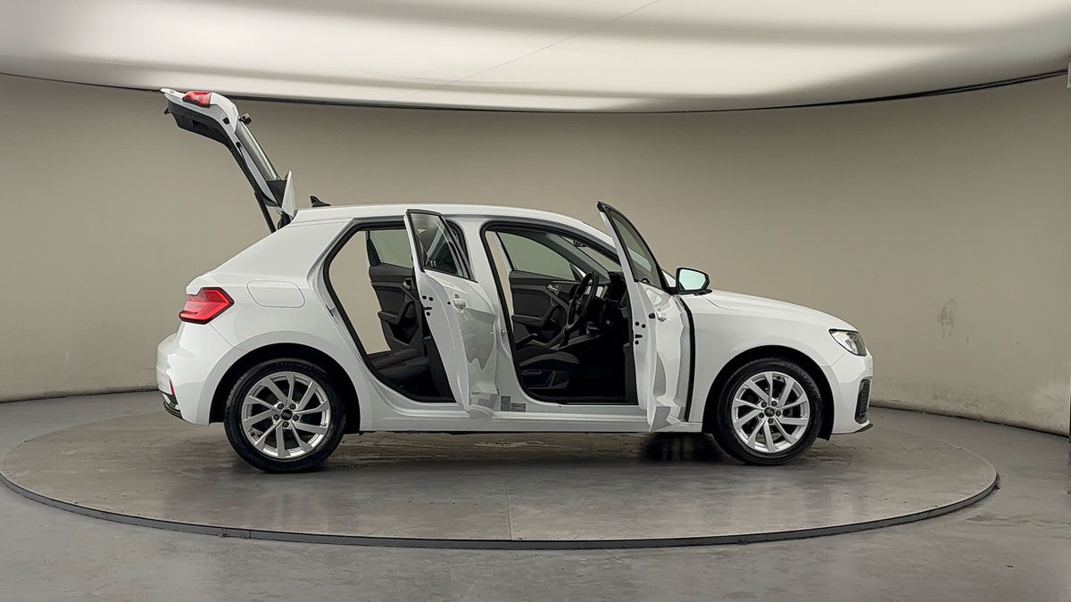 More views of Audi A1