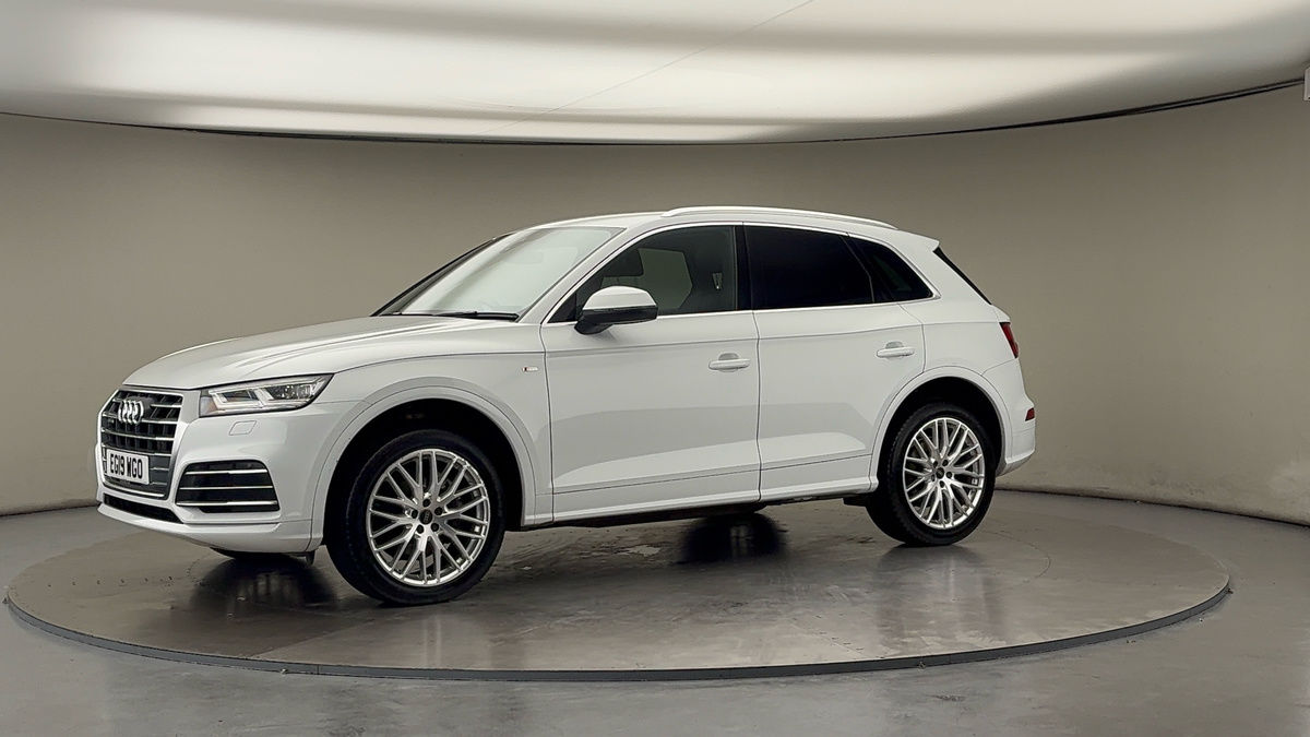 More views of Audi Q5