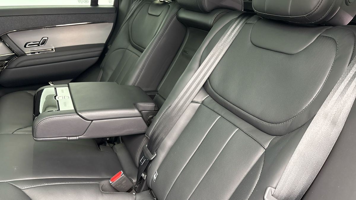 Land Rover Range Rover Sport Urban Image 9