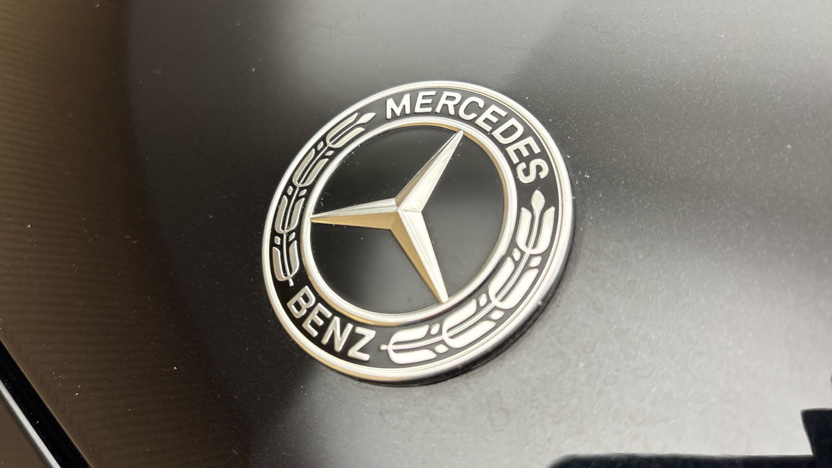 Mercedes-Benz E Class Image 24