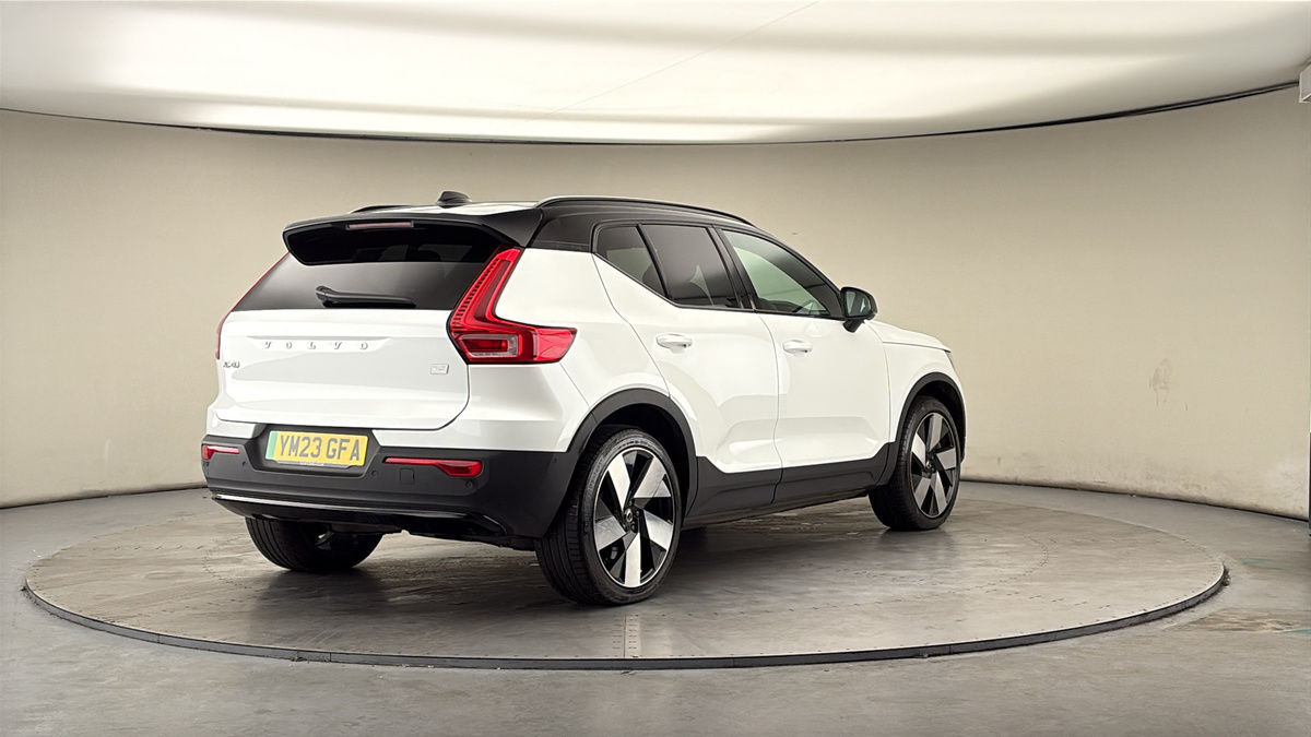 More views of Volvo XC40