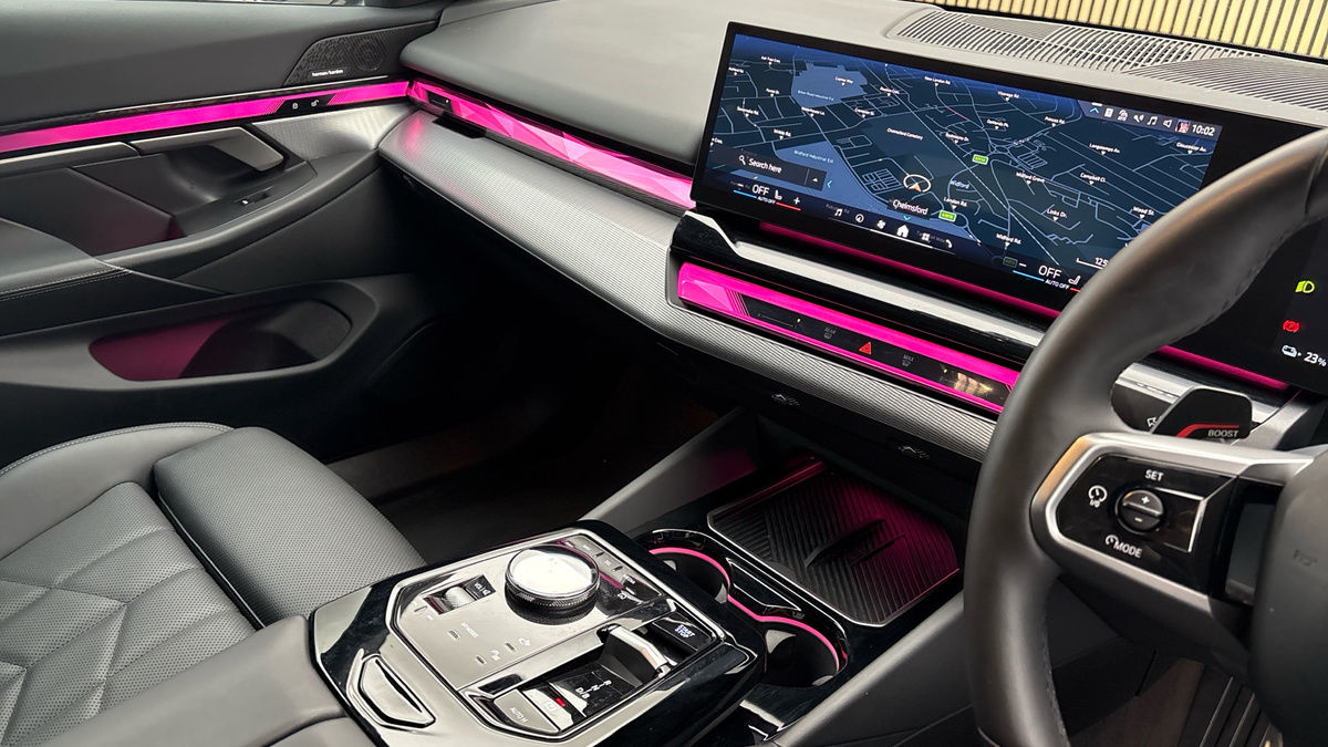 BMW i5 Image 18