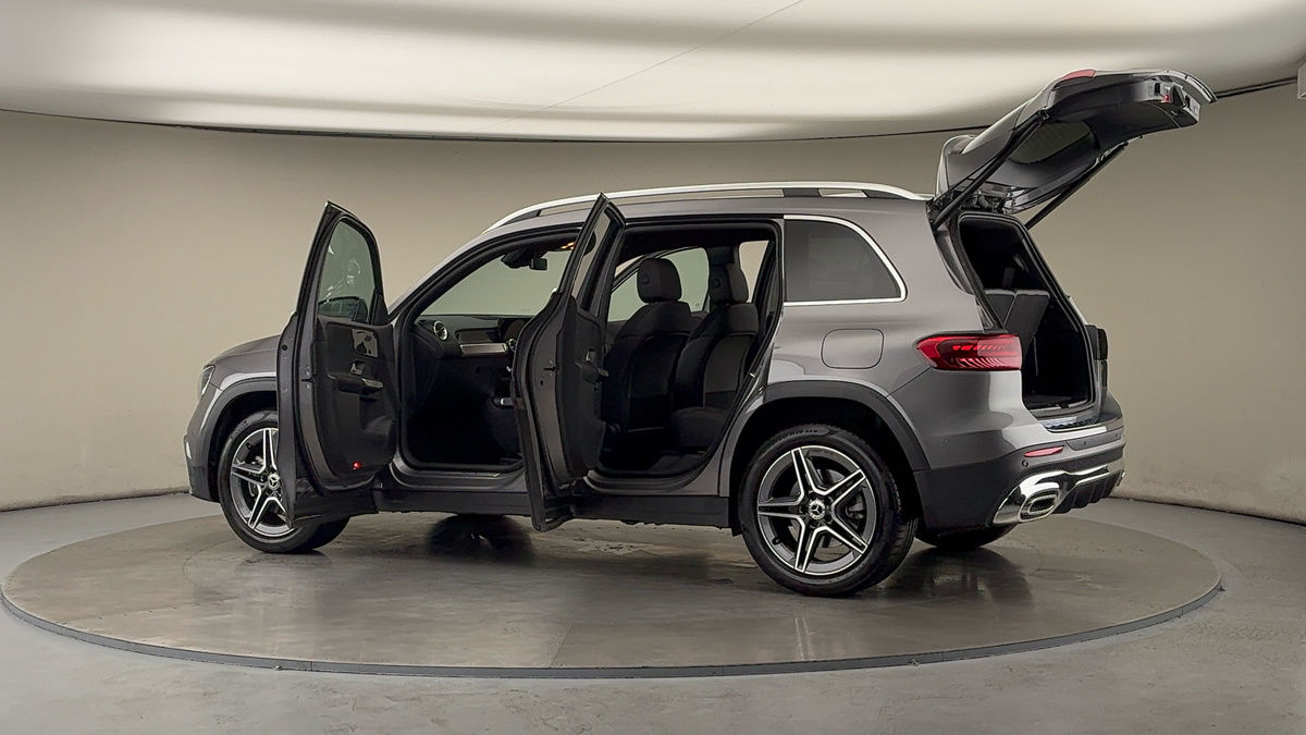 More views of Mercedes-Benz GLB