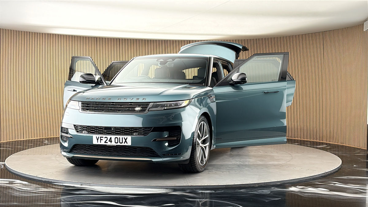 More views of Land Rover Range Rover Sport