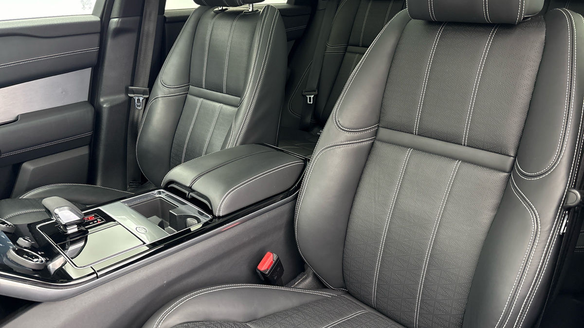 Land Rover Range Rover Velar Image 7
