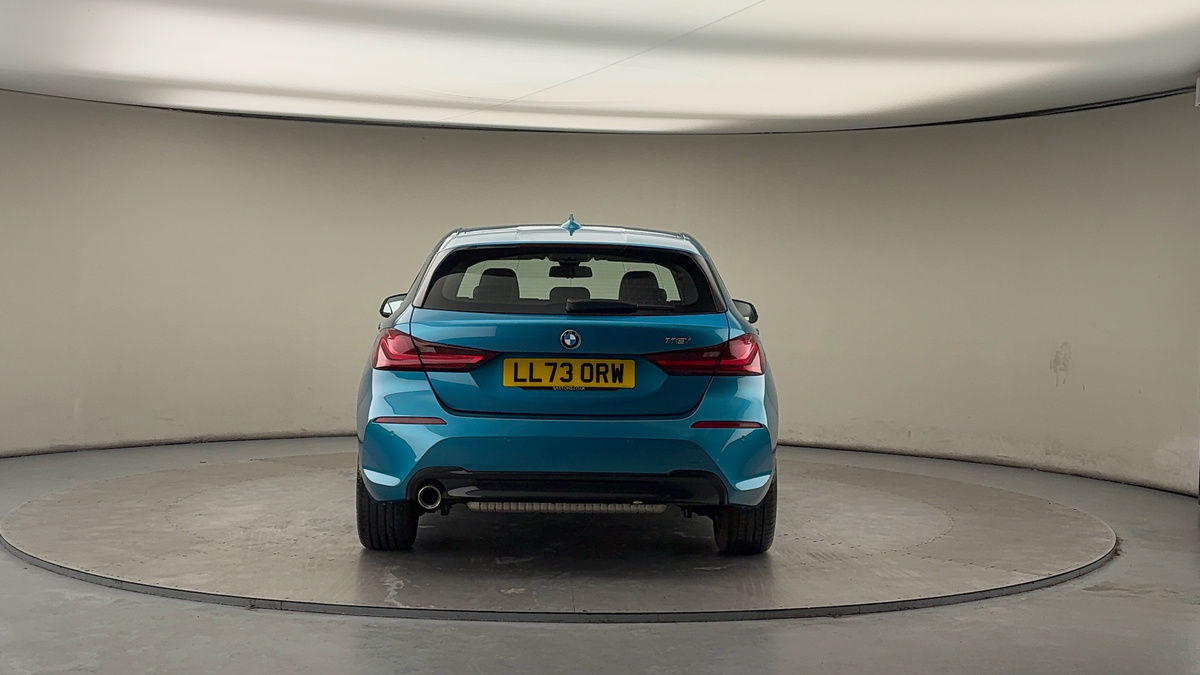 BMW 1 Series Image 4