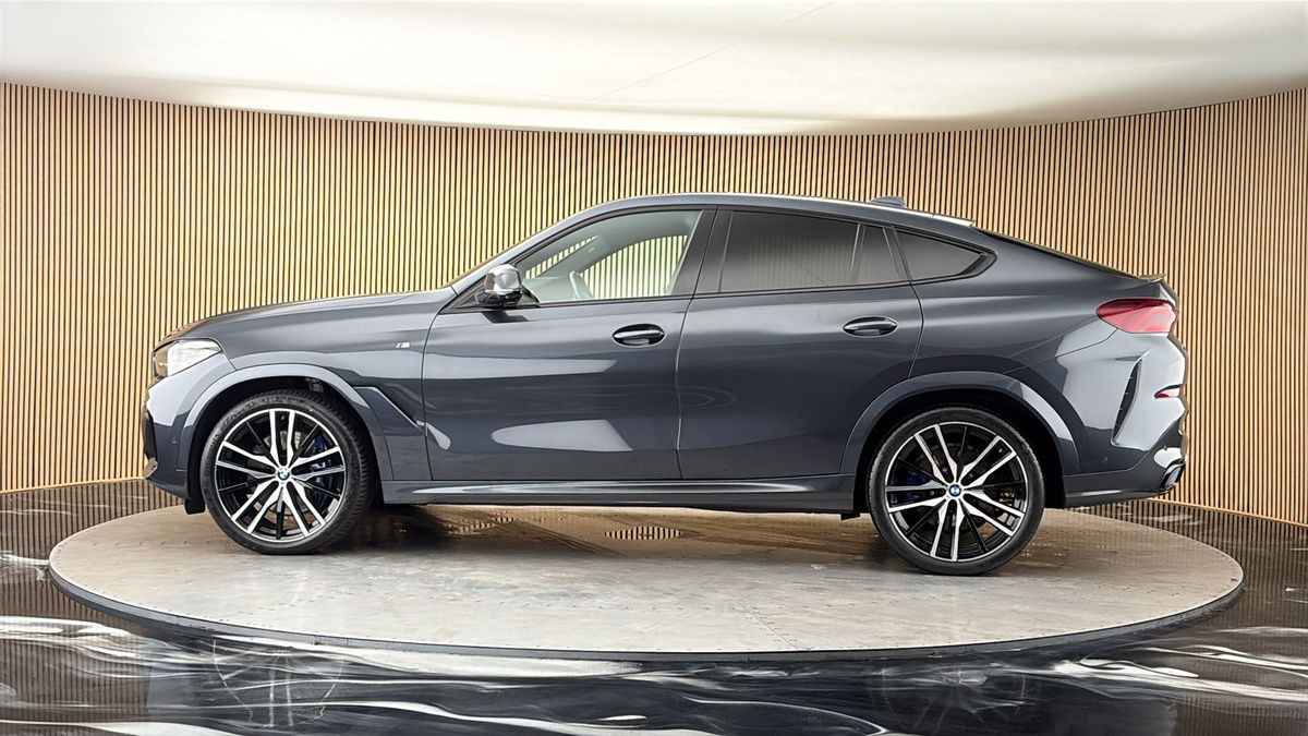 More views of BMW X6