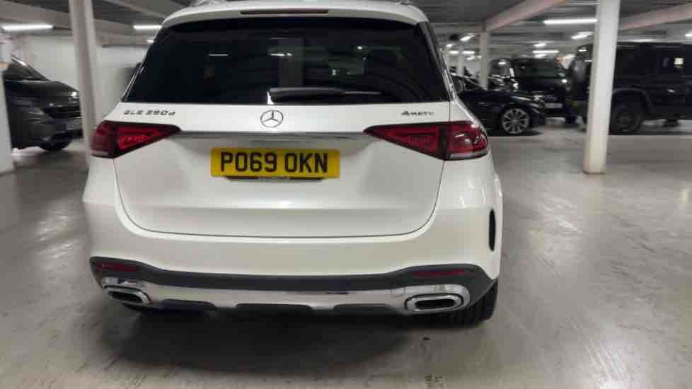 More views of Mercedes-Benz GLE